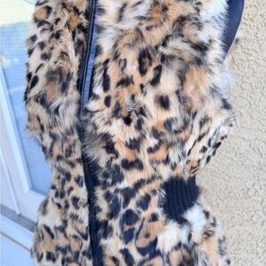 Dolce Cabo Real Rabbit Fur Leopard Print Vest - Size M- NWOT- Luxury Outerwear